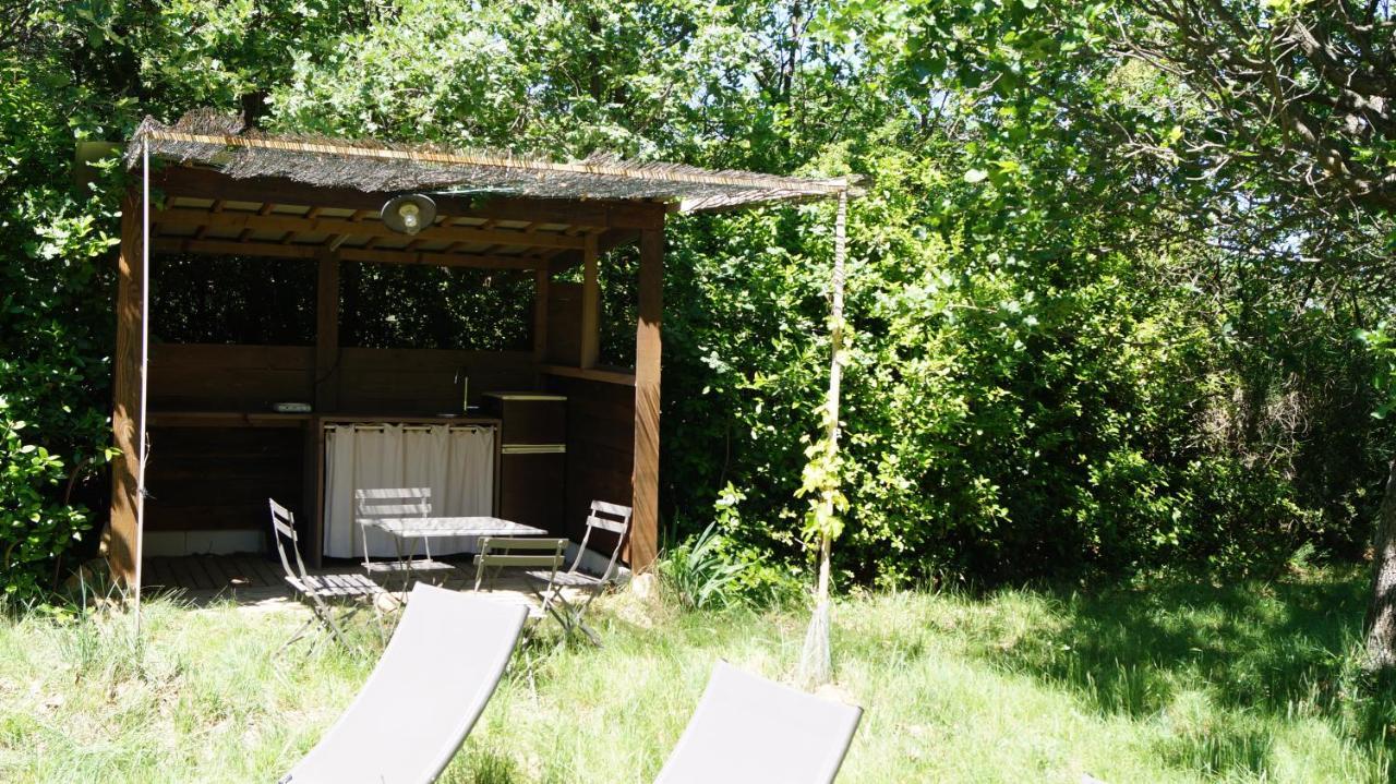 Les Lilas Des Chenes Piolenc Exterior foto