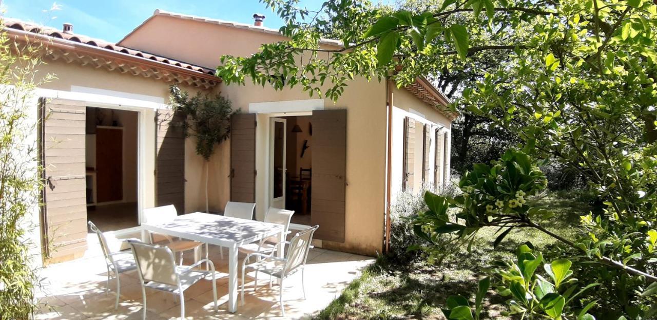 Les Lilas Des Chenes Piolenc Exterior foto