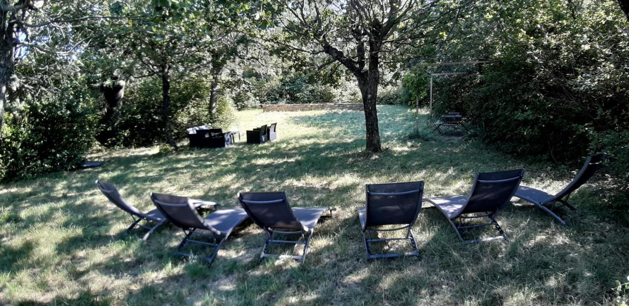 Les Lilas Des Chenes Piolenc Exterior foto